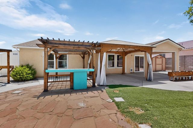 6161 Chaco Canyon Drive NE, Rio Rancho, NM 87144