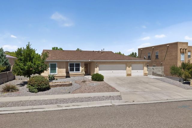 6161 Chaco Canyon Drive NE, Rio Rancho, NM 87144