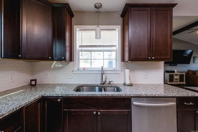 5518 N Locust, North Little Rock, AR 72116