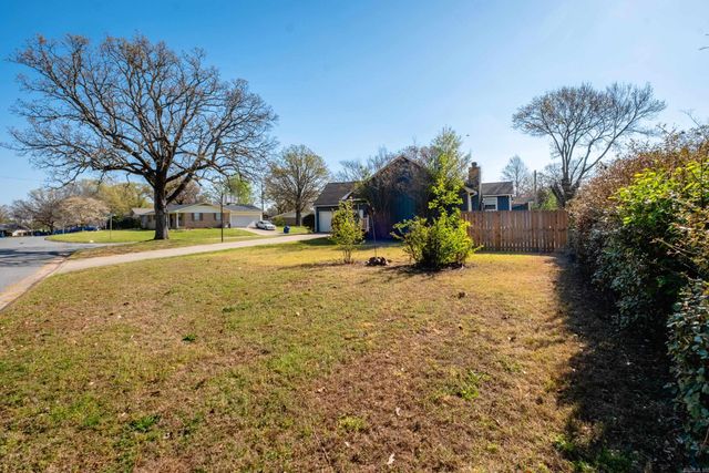 5518 N Locust, North Little Rock, AR 72116