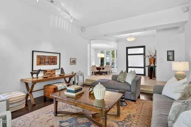 3404 E PIRO Court, Phoenix, AZ 85044