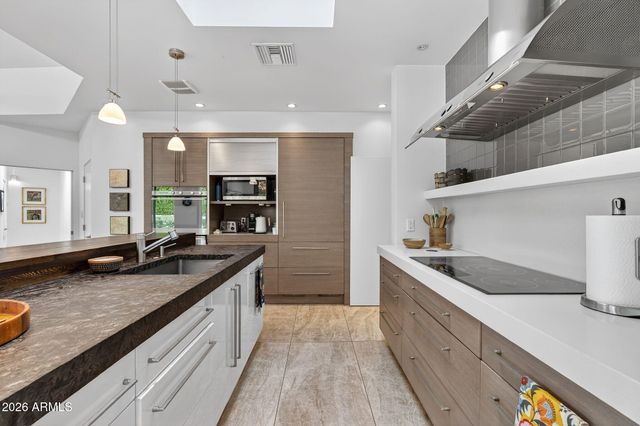 3404 E PIRO Court, Phoenix, AZ 85044