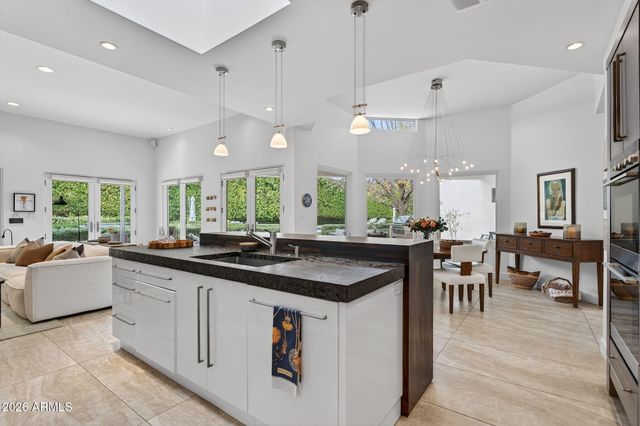 3404 E PIRO Court, Phoenix, AZ 85044