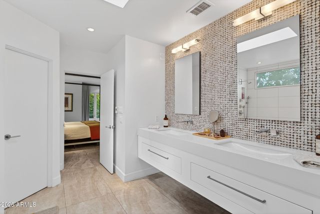 3404 E PIRO Court, Phoenix, AZ 85044