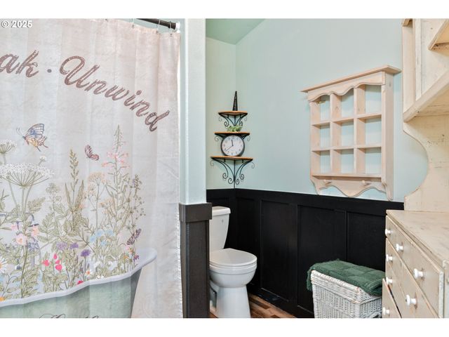 124 VINEYARD Ln, Winlock, WA 98596