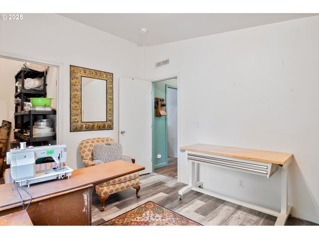 124 VINEYARD Ln, Winlock, WA 98596