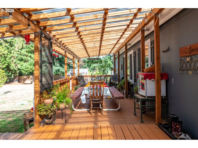 124 VINEYARD Ln, Winlock, WA 98596