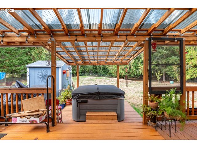 124 VINEYARD Ln, Winlock, WA 98596