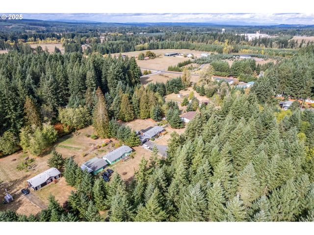 124 VINEYARD Ln, Winlock, WA 98596
