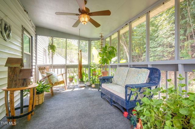 1301 Ambleside Road, Kingsport, TN 37660