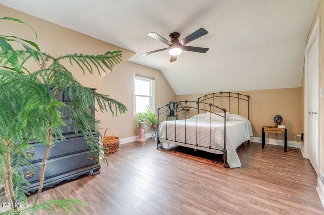 1301 Ambleside Road, Kingsport, TN 37660