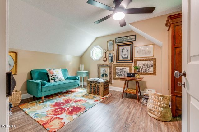 1301 Ambleside Road, Kingsport, TN 37660