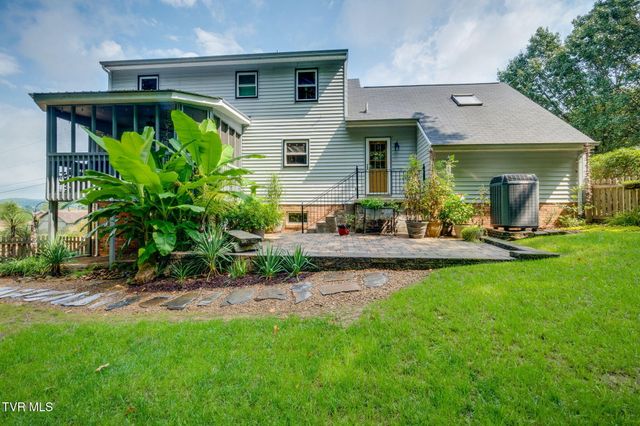1301 Ambleside Road, Kingsport, TN 37660
