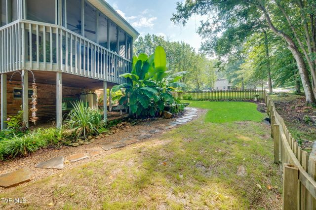 1301 Ambleside Road, Kingsport, TN 37660