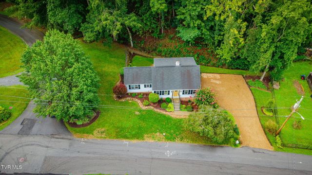 1301 Ambleside Road, Kingsport, TN 37660