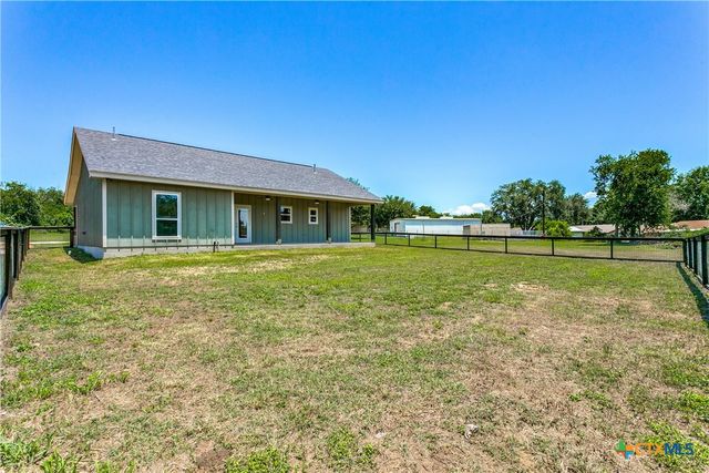 768 Burges Street, Seguin, TX 78155