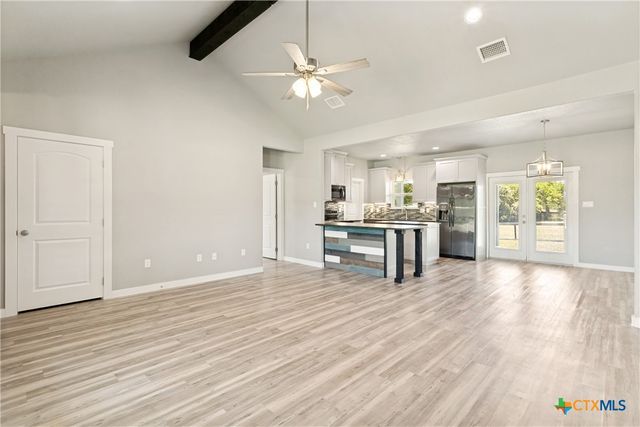 768 Burges Street, Seguin, TX 78155