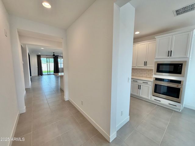 12410 W CASSIA Trail, Peoria, AZ 85383