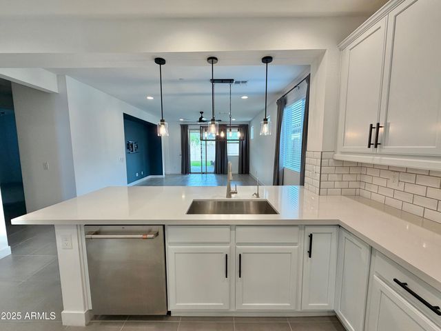 12410 W CASSIA Trail, Peoria, AZ 85383