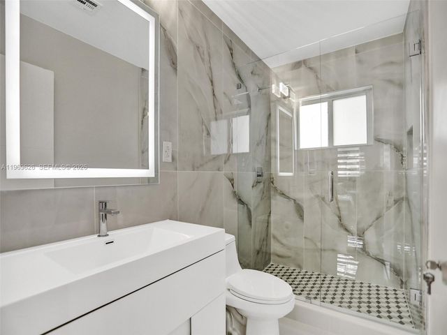 491 SE 23rd Ave 491, Pompano Beach, FL 33062