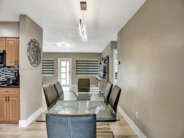 491 SE 23rd Ave 491, Pompano Beach, FL 33062