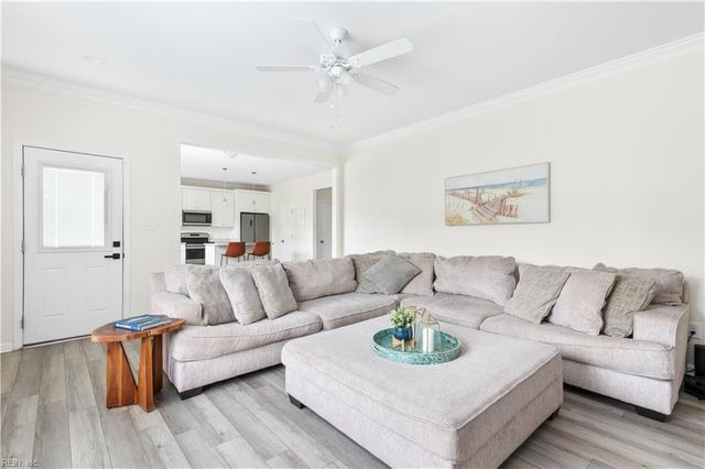 517 Dixie DR, Norfolk, VA 23505