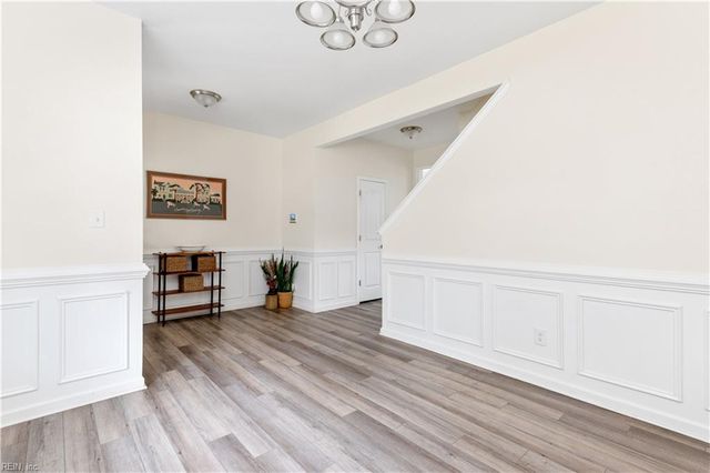 517 Dixie DR, Norfolk, VA 23505