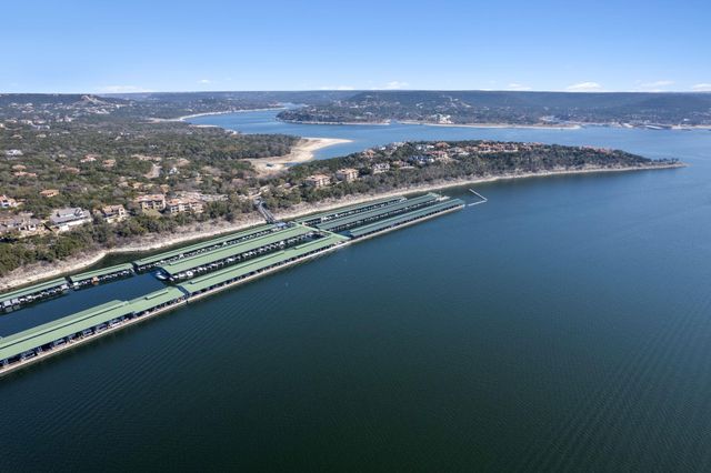 6608 Lantern View DR 102, Jonestown, TX 78645