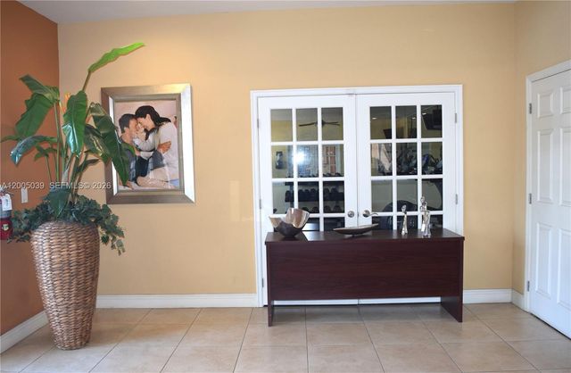 5628 Rock Island Rd 185, Tamarac, FL 33319