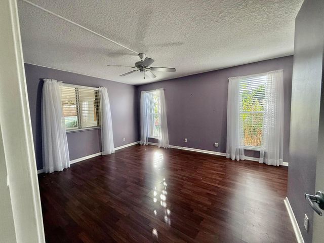 1860 NW 13th Street 104, Delray Beach, FL 33445