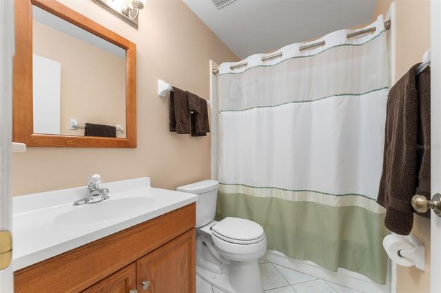 5029 SW 10TH LANE, Gainesville, FL 32607