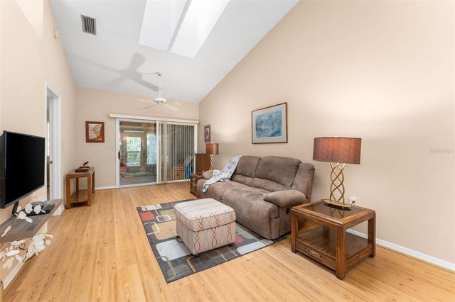 5029 SW 10TH LANE, Gainesville, FL 32607