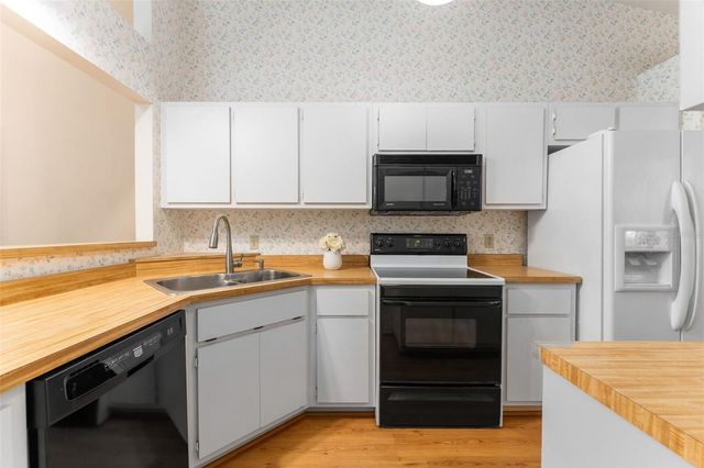 5029 SW 10TH LANE, Gainesville, FL 32607