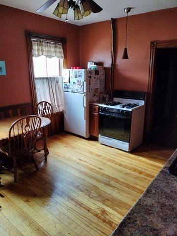 15 Millbrook St 1, Worcester, MA 01606