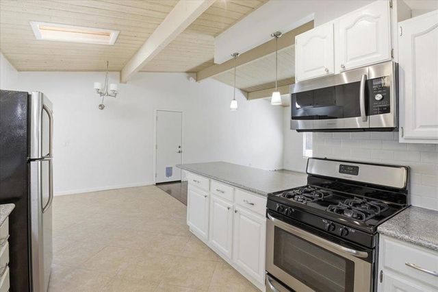 17 Los Encinos Drive, Del Rey Oaks, CA 93940