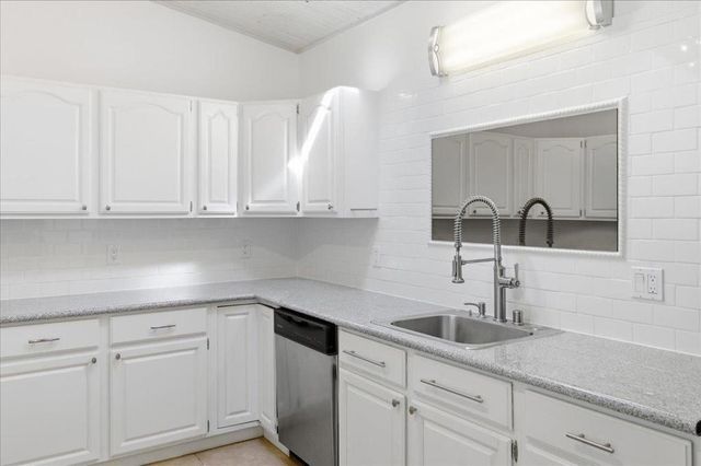17 Los Encinos Drive, Del Rey Oaks, CA 93940