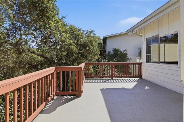 17 Los Encinos Drive, Del Rey Oaks, CA 93940