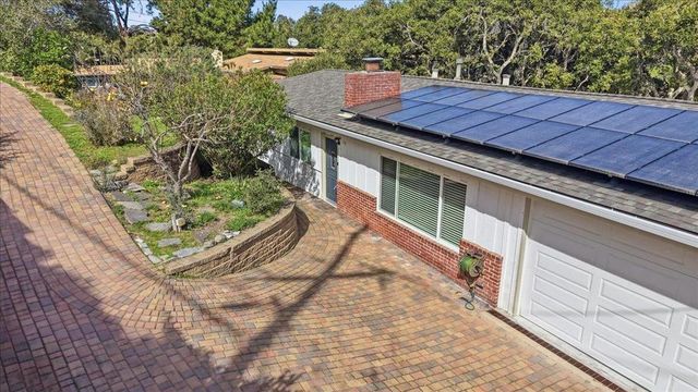17 Los Encinos Drive, Del Rey Oaks, CA 93940