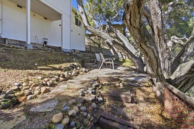17 Los Encinos Drive, Del Rey Oaks, CA 93940