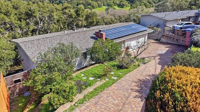 17 Los Encinos Drive, Del Rey Oaks, CA 93940