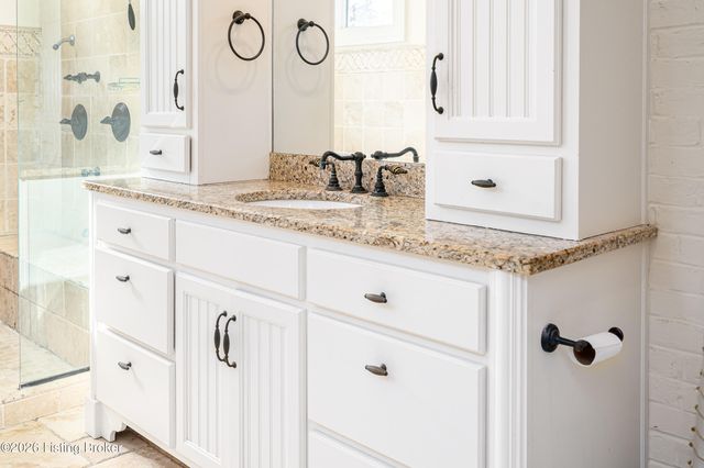 1618 Story Ave, Louisville, KY 40206