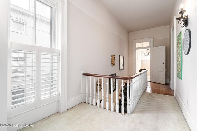 1618 Story Ave, Louisville, KY 40206