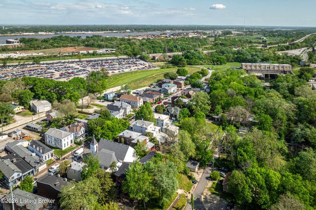 1618 Story Ave, Louisville, KY 40206