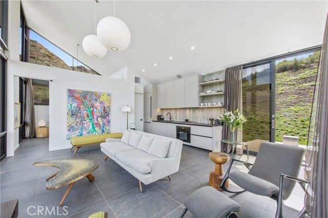 10120 Yerba Buena Road, Malibu, CA 90265