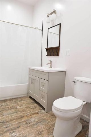 10808 Sarah Street, North Hollywood, CA 91602