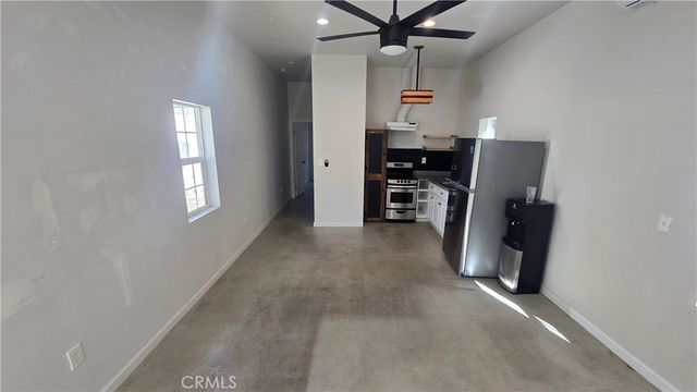 10808 Sarah Street, North Hollywood, CA 91602