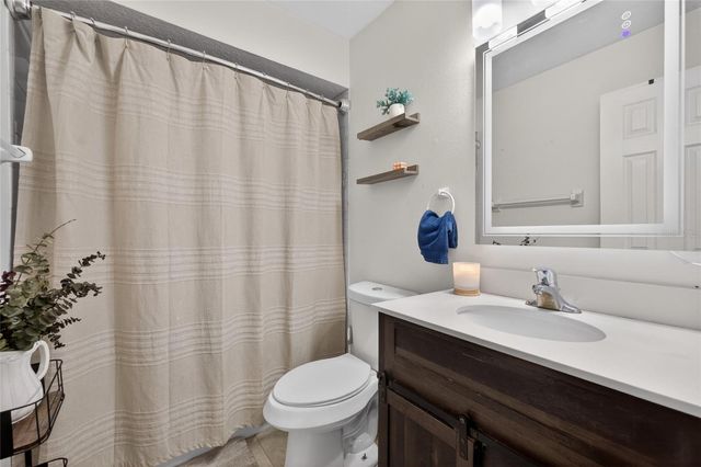 11207 FIRESIDE DRIVE, Tampa, FL 33625