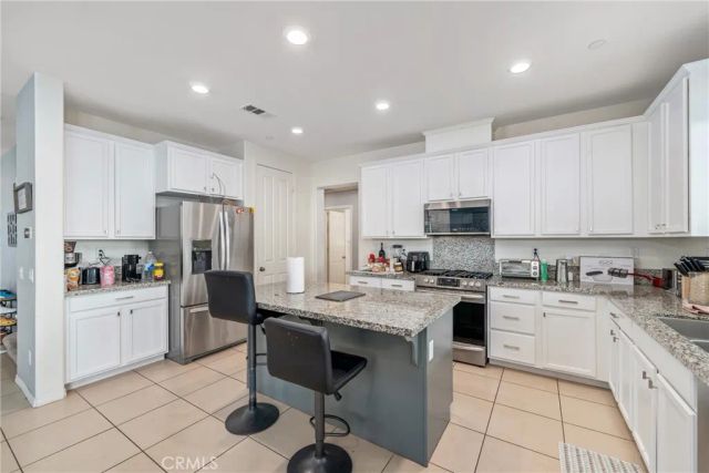 3681 Bilberry, San Bernardino, CA 92407