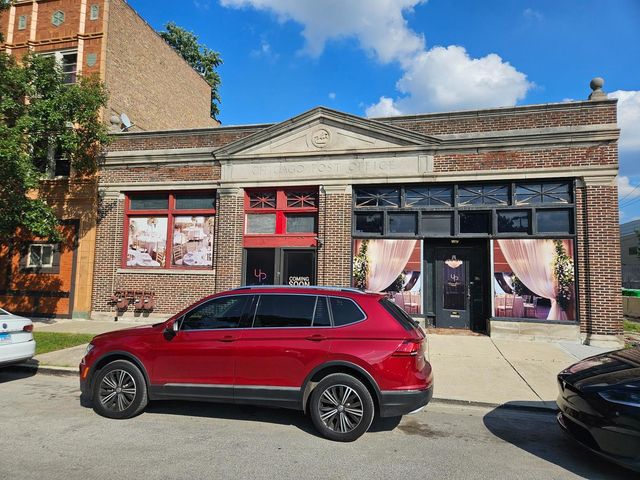 11057-11059 S Homewood Avenue, Chicago, IL 60643