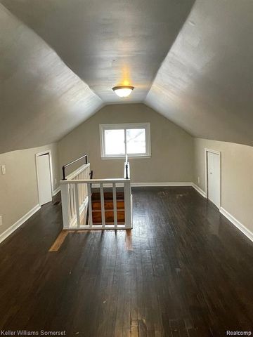 7256 Prospect Avenue, Warren, MI 48091